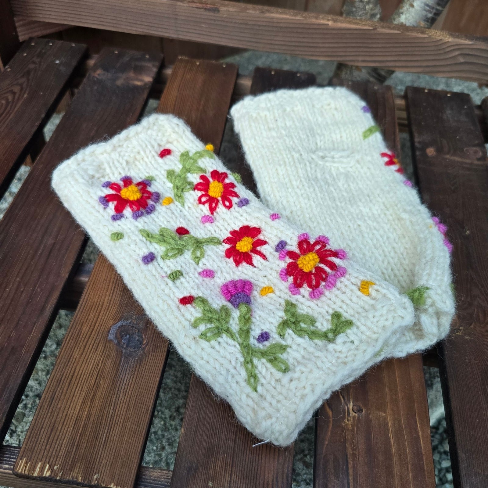 Fleece Lined Wool Handwarmers — Daisy Floral Embroidered, Nepal